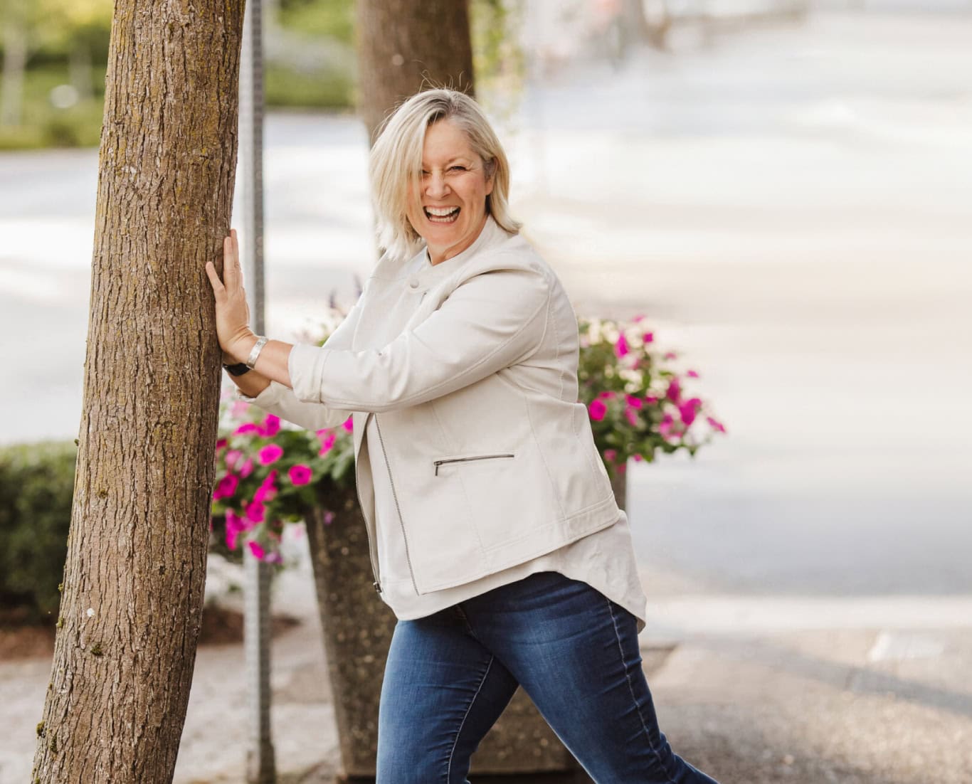 tracey pushing tree